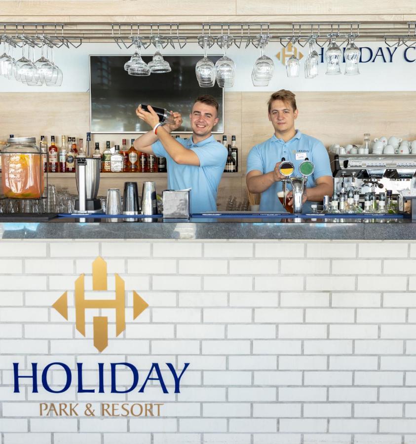 Holiday Park & Resort Grzybowo Гжибово Екстериор снимка