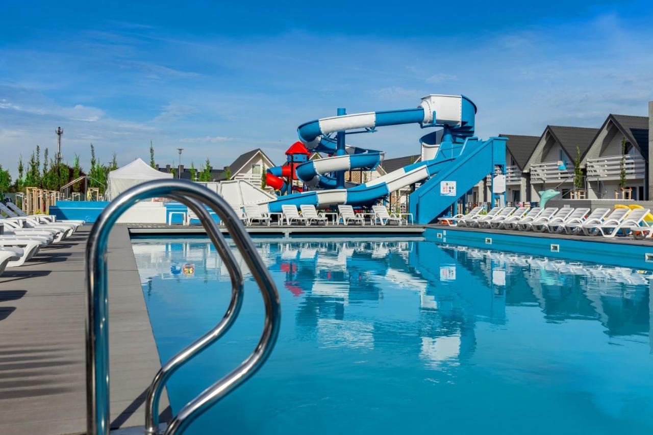 Holiday Park & Resort Grzybowo Гжибово Екстериор снимка