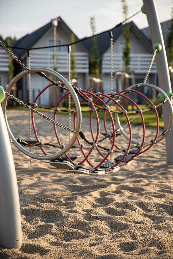 Holiday Park & Resort Grzybowo Гжибово Екстериор снимка