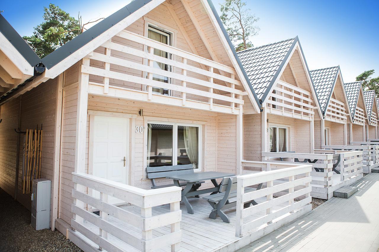Holiday Park & Resort Grzybowo Гжибово Екстериор снимка