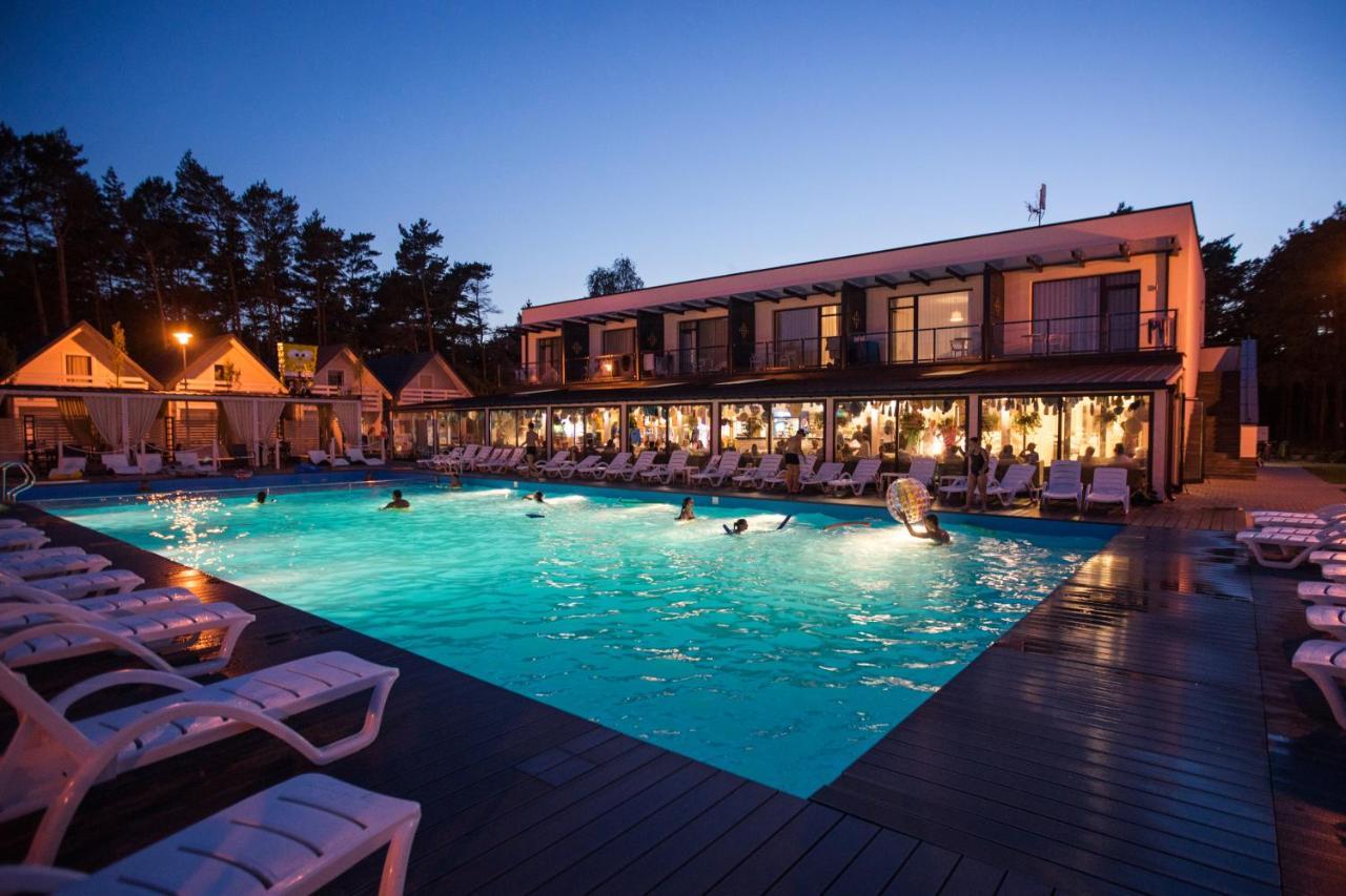 Holiday Park & Resort Grzybowo Гжибово Екстериор снимка