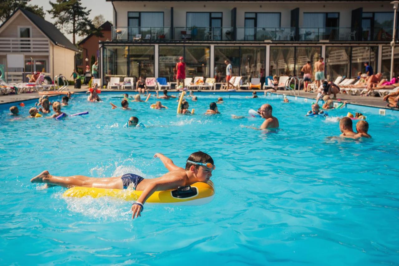 Holiday Park & Resort Grzybowo Гжибово Екстериор снимка